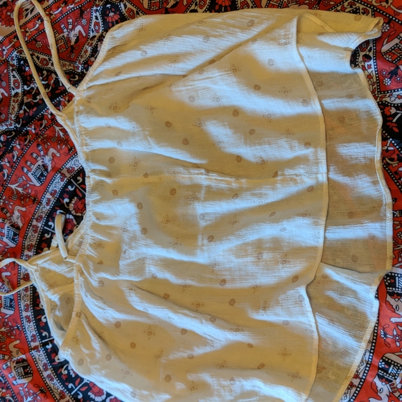 Cream crop tank top with sequins - Picture 3 of 4